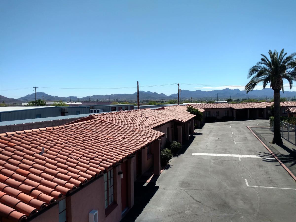 Highland Tower Motel Tucson Exterior photo
